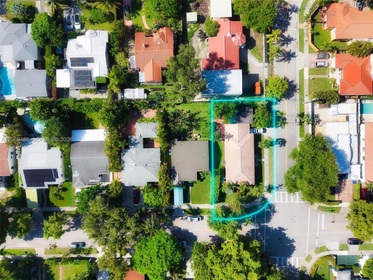 2470 SW 23rd Ave, Miami, FL 33145 Photo