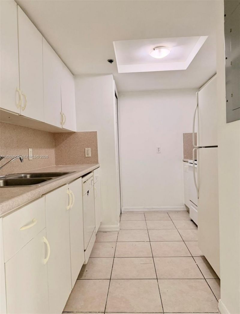 2415 NW 16th St Rd, Unit 207-1, Miami, FL 33125 Photo