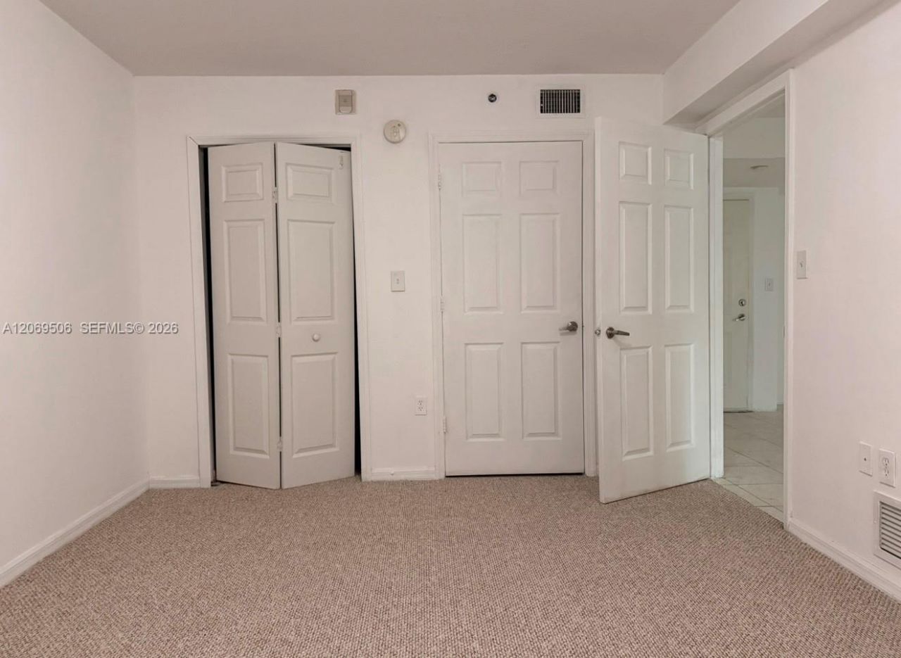 2415 NW 16th St Rd, Unit 207-1, Miami, FL 33125 Photo