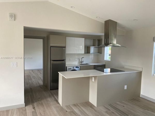 8035 Abbott Ave , Unit 107, Miami Beach, FL 33141