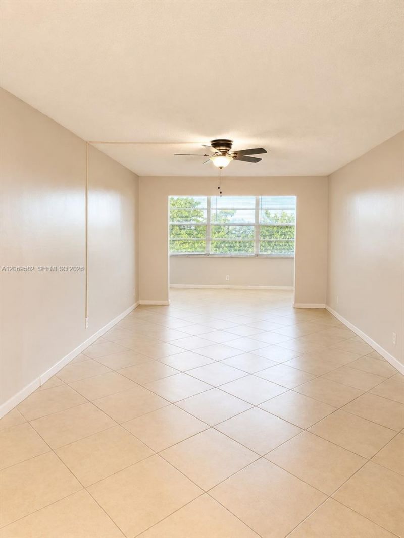 6700 Cypress Rd , Unit 507, Plantation, FL 33317 Photo