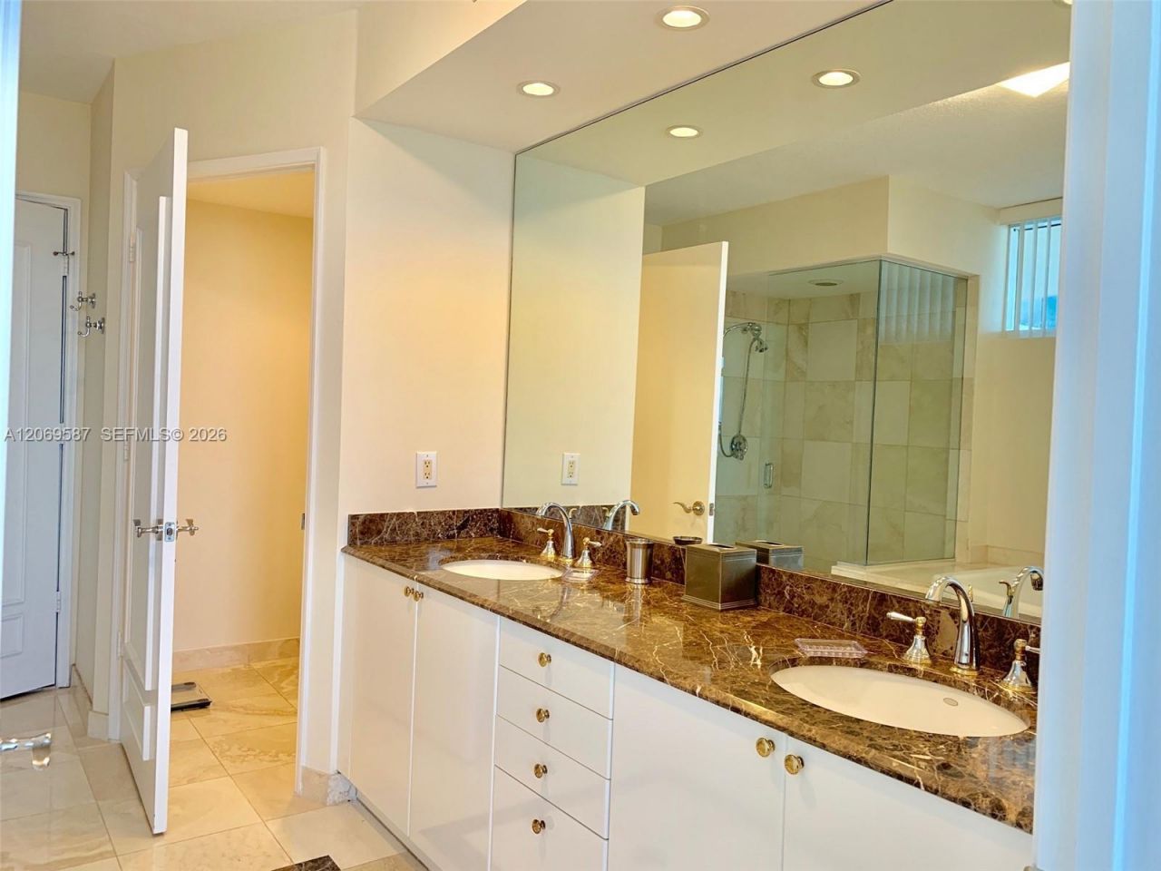 17555 Collins Ave , Unit 3202, Sunny Isles Beach, FL 33160 Photo