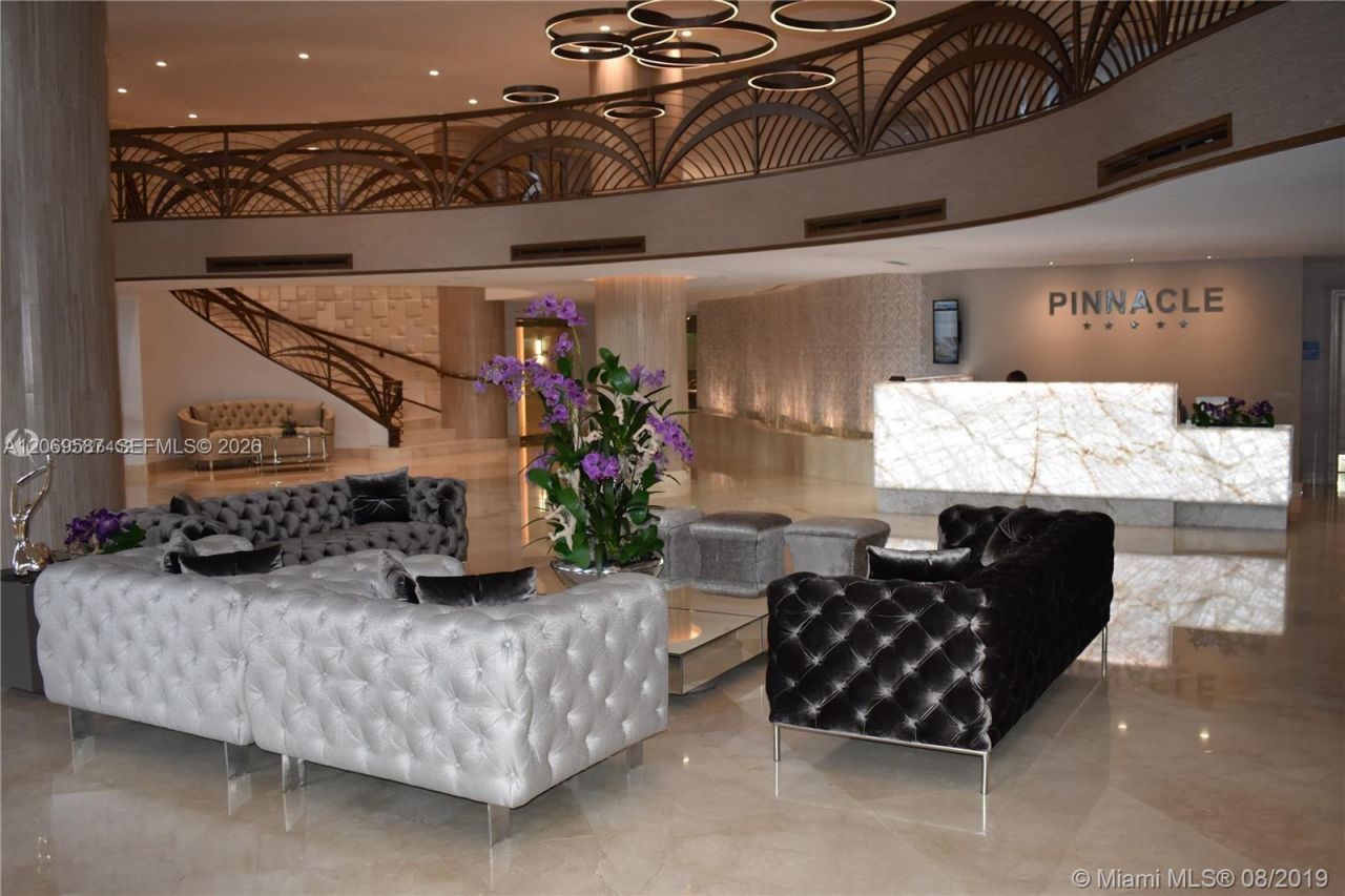 17555 Collins Ave , Unit 3202, Sunny Isles Beach, FL 33160 Photo