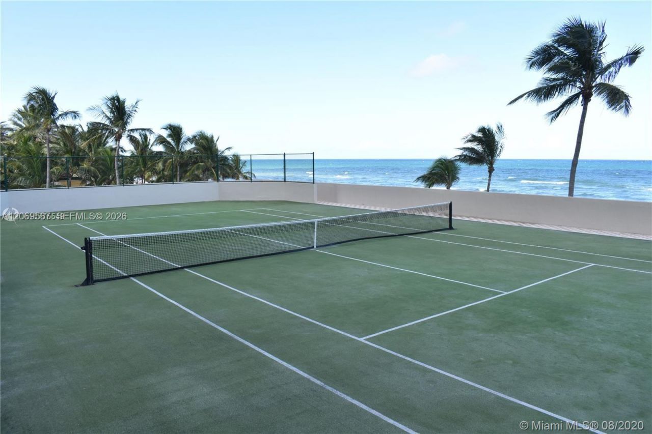 17555 Collins Ave , Unit 3202, Sunny Isles Beach, FL 33160 Photo