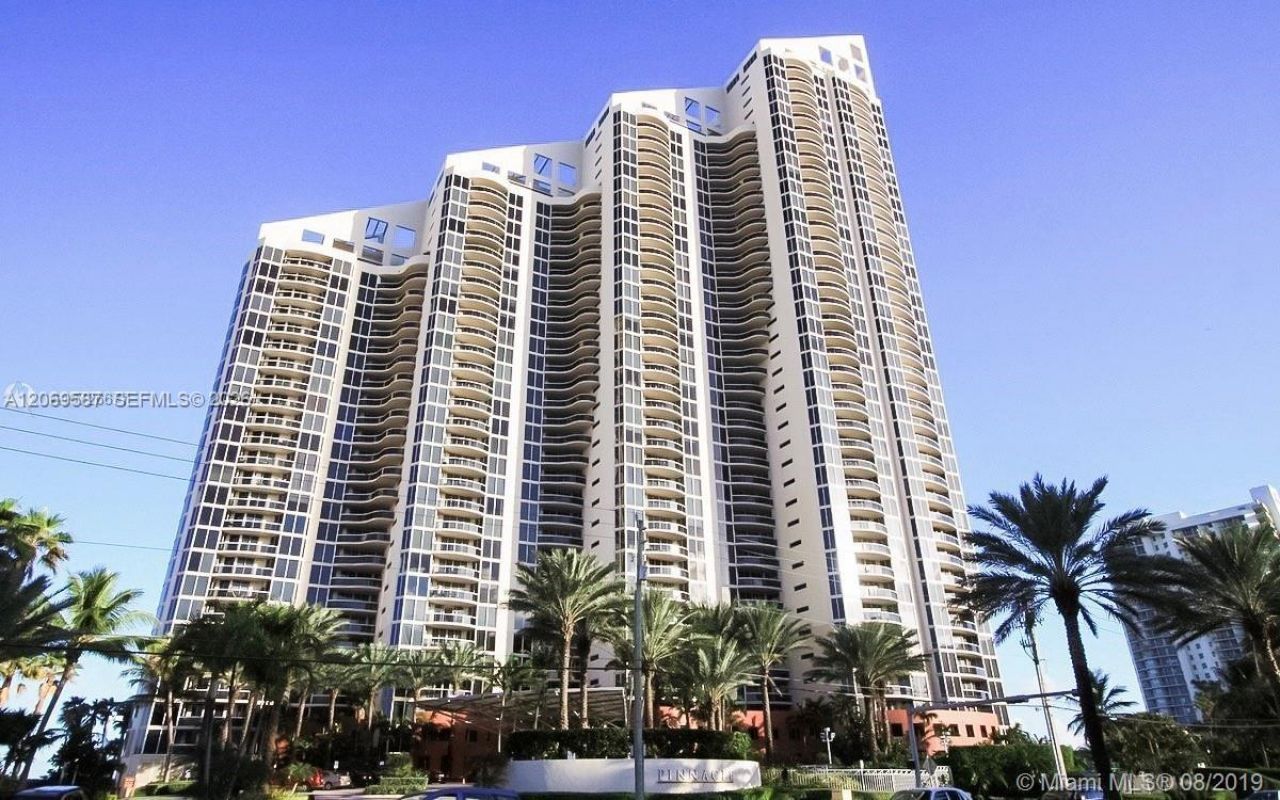 17555 Collins Ave , Unit 3202, Sunny Isles Beach, FL 33160 Photo