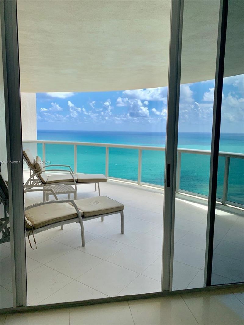 17555 Collins Ave , Unit 3202, Sunny Isles Beach, FL 33160 Photo