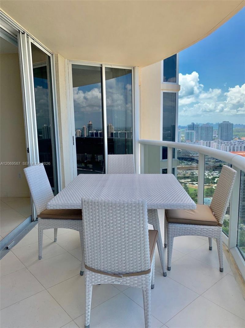 17555 Collins Ave , Unit 3202, Sunny Isles Beach, FL 33160 Photo