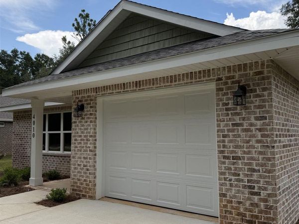 4036 Lancer St, Pace, FL 32571