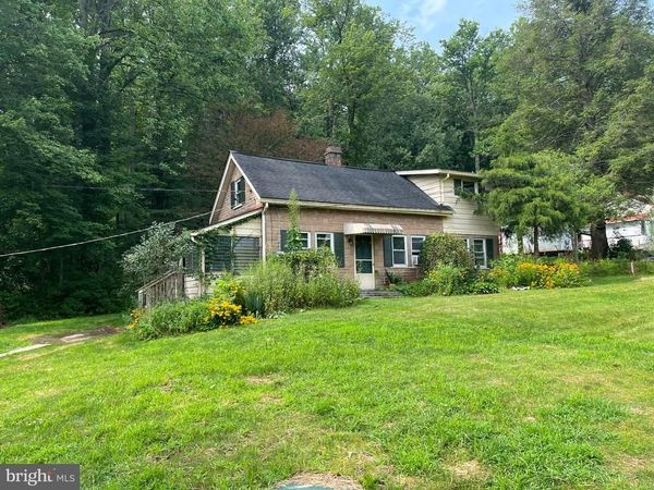2962 HARMONYVILLE ROAD , ELVERSON, PA 19520