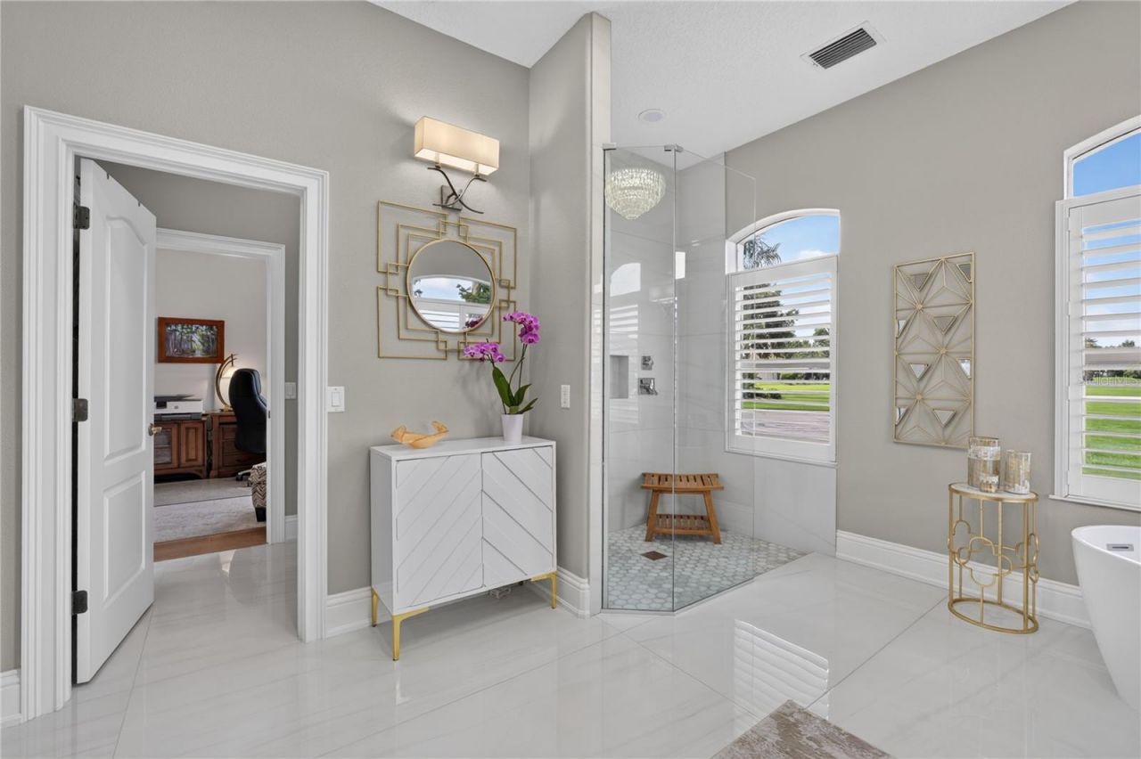 7311 Birds Nest Court, Yalaha, FL 34797 Photo