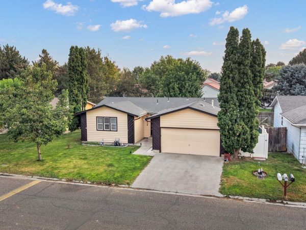 246 Avenida Del Rio Dr, Twin Falls, ID 83301