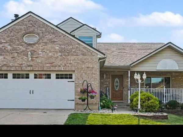 2004 Crest Road, Forest Park, OH 45240
