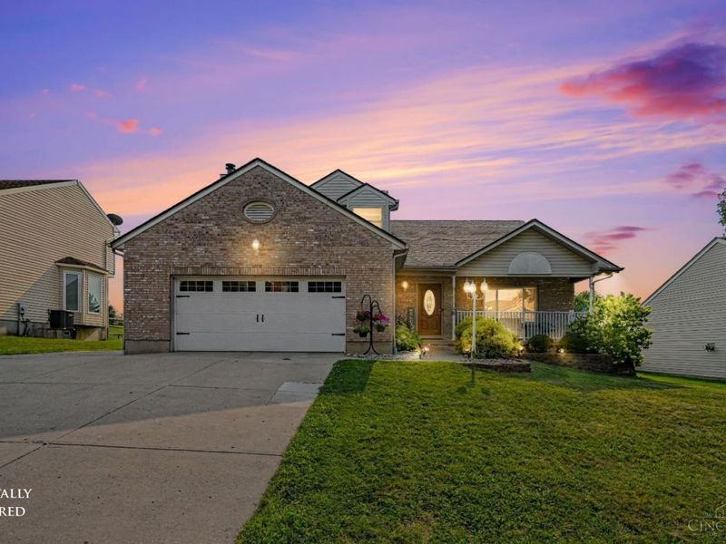 2004 Crest Road, Forest Park, OH 45240 Photo 2