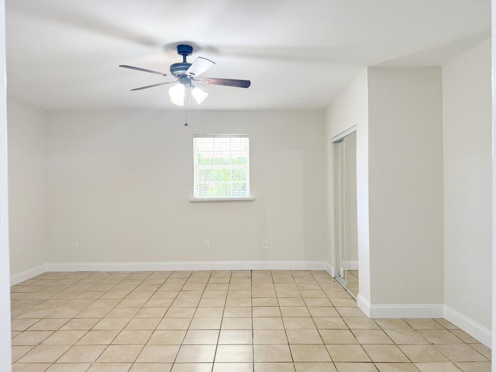 1229 15th Avenue N, Lake Worth Beach, FL 33460 Photo