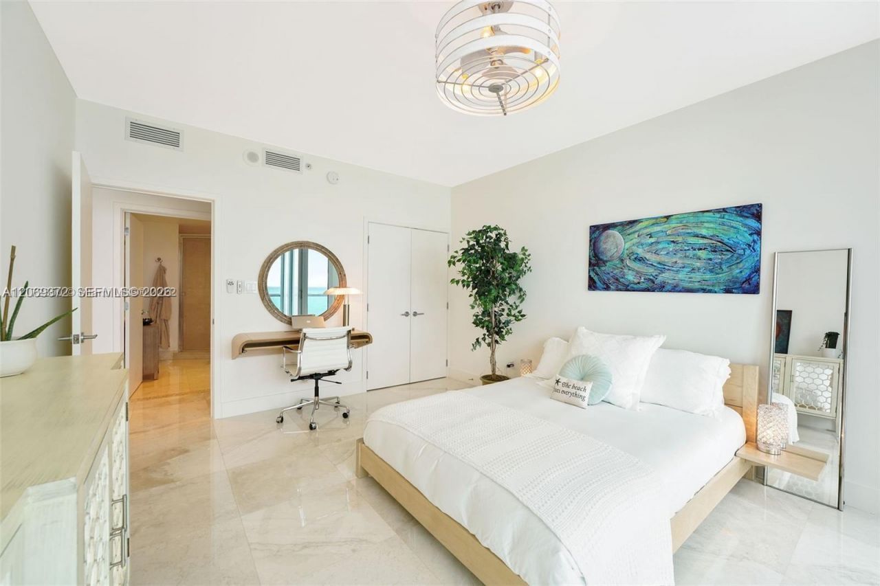 6799 Collins Ave , Unit 804, Miami Beach, FL 33141 Photo