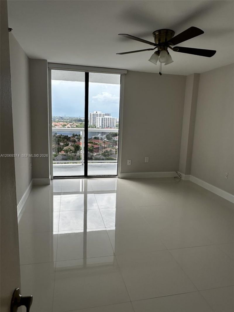 20515 E Country Club Dr , Unit 1749, Aventura, FL 33180 Photo