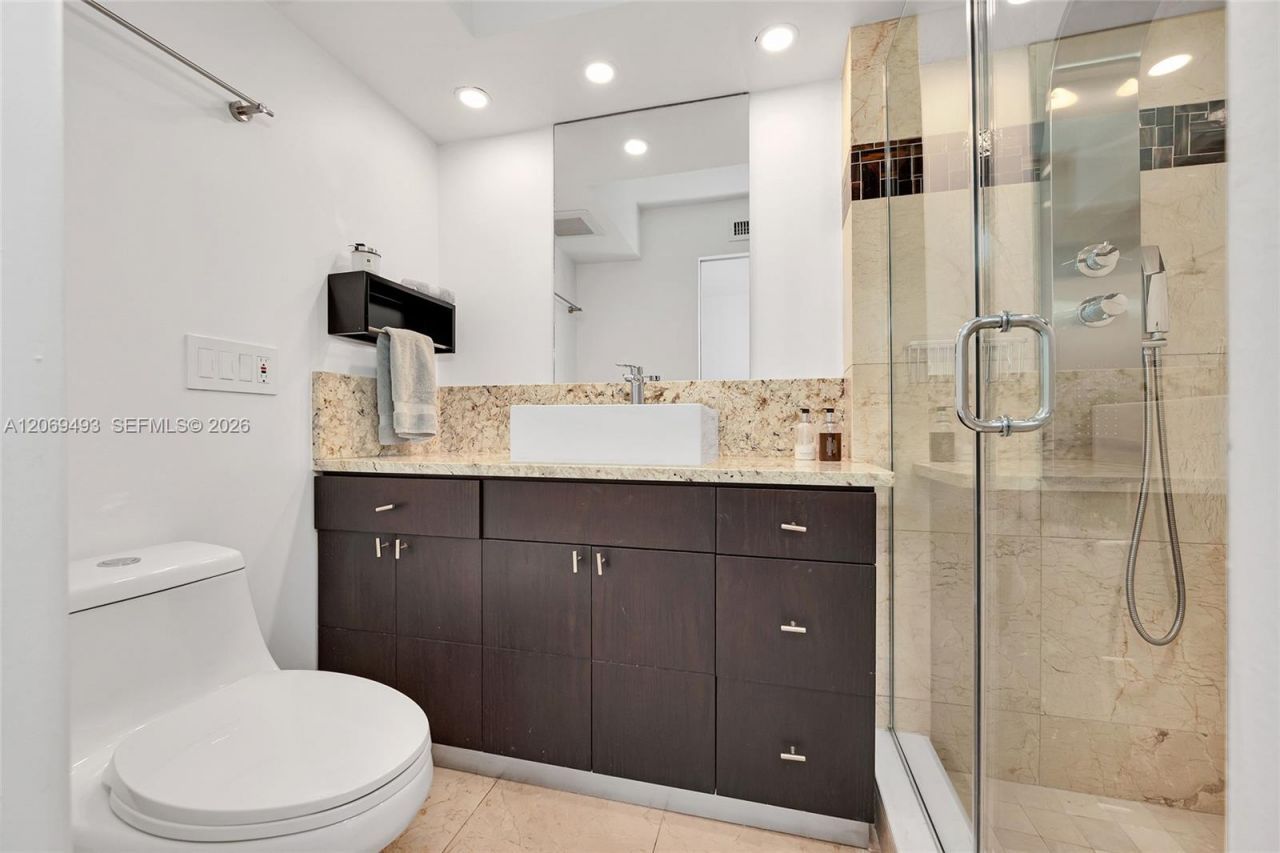 11 Island Ave, Unit 906, Miami Beach, FL 33139 Photo