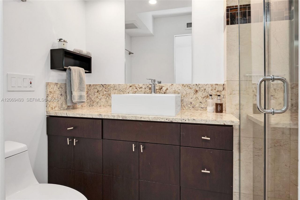 11 Island Ave, Unit 906, Miami Beach, FL 33139 Photo