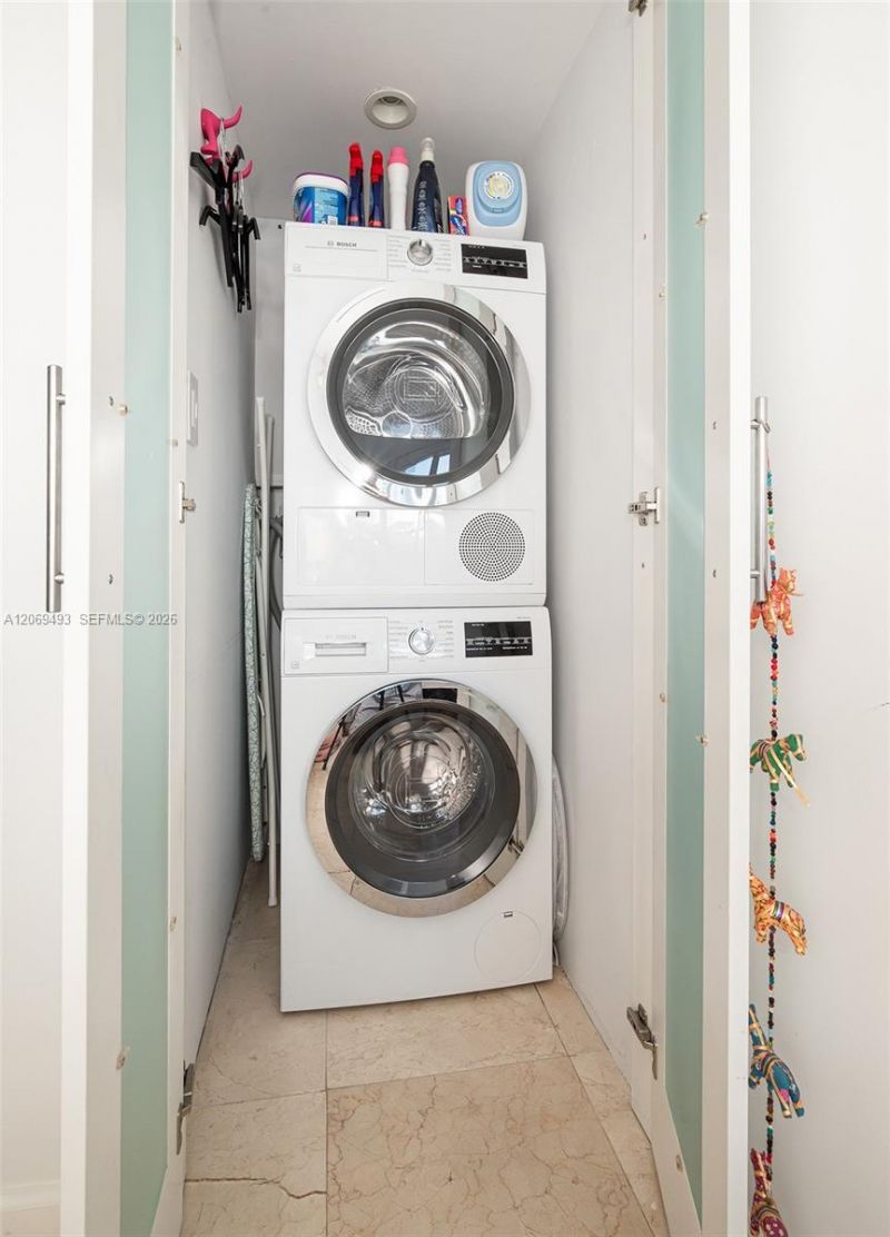 11 Island Ave, Unit 906, Miami Beach, FL 33139 Photo