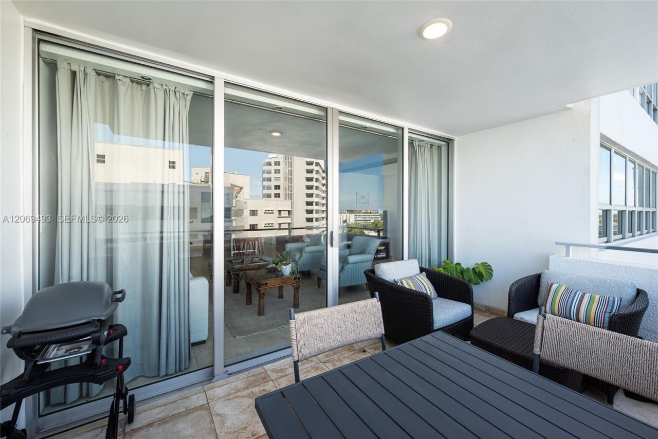11 Island Ave, Unit 906, Miami Beach, FL 33139 Photo