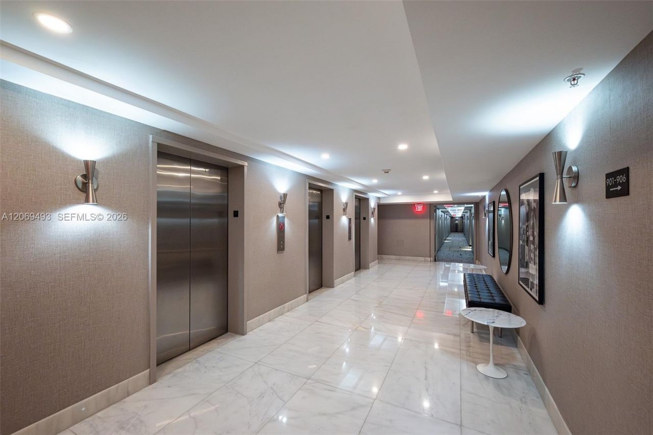 11 Island Ave, Unit 906, Miami Beach, FL 33139 Photo