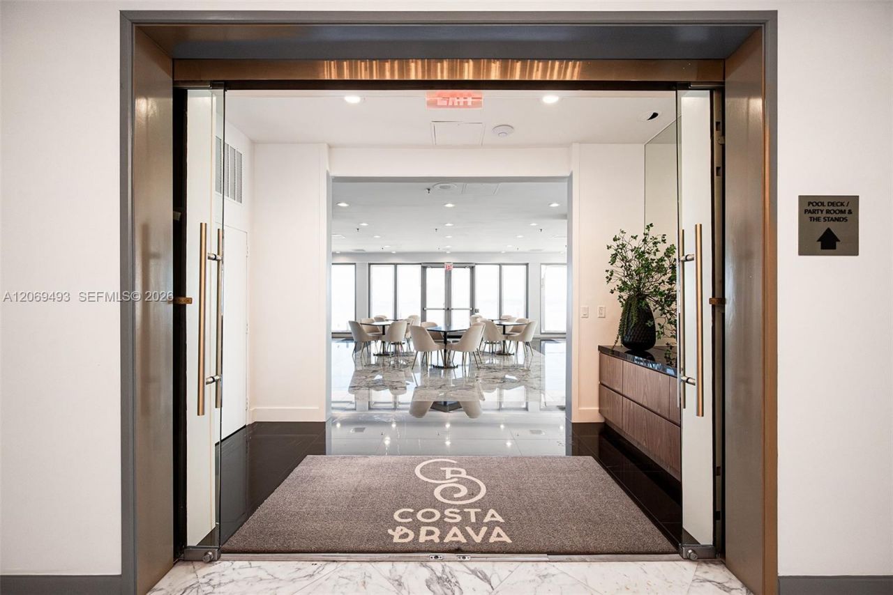 11 Island Ave, Unit 906, Miami Beach, FL 33139 Photo