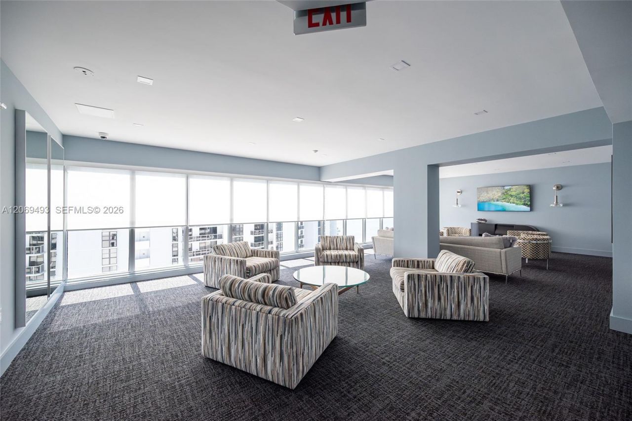 11 Island Ave, Unit 906, Miami Beach, FL 33139 Photo