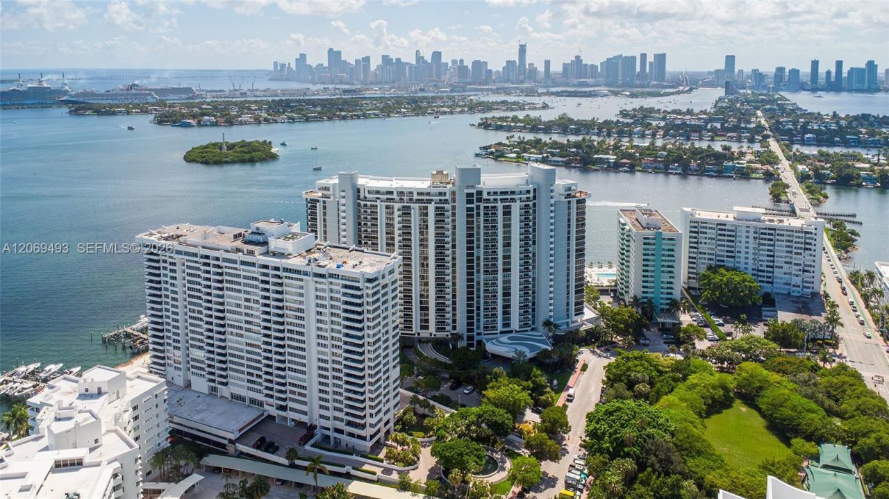 11 Island Ave, Unit 906, Miami Beach, FL 33139 Photo