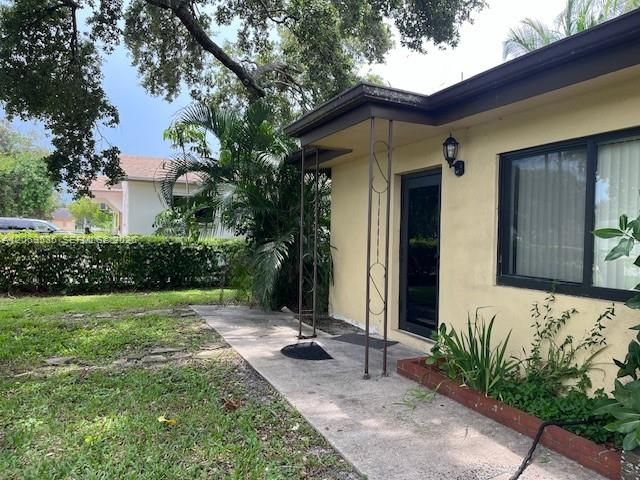 4605 SW 65th Ave , Davie, FL 33314 Photo