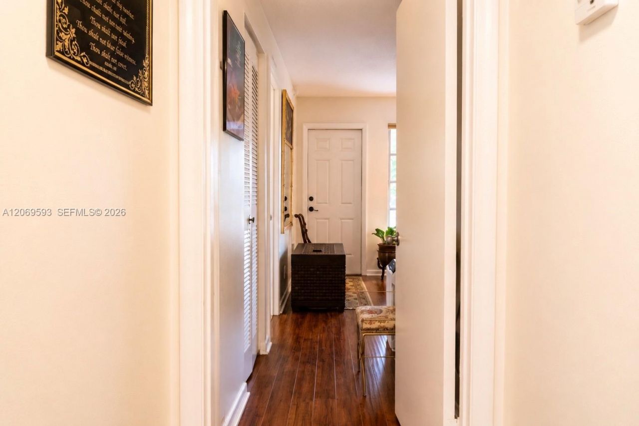 5050 NW 3rd Ct, Unit D, Delray Beach, FL 33445 Photo