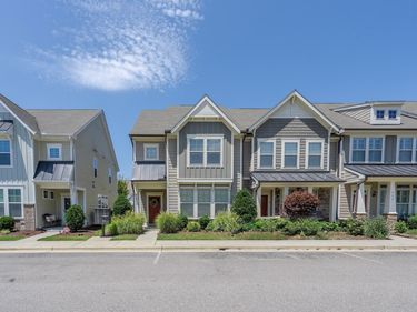960 Ambergate Station, Apex, NC 27502