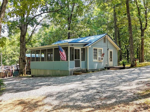 215 Mizpah Street , Springville, TN 38256