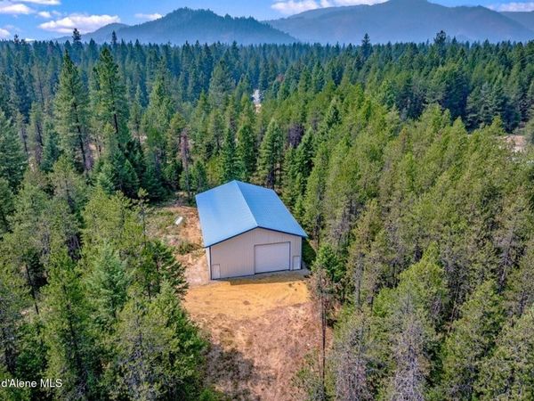 67 True Grit Lane, Priest River, ID 83856