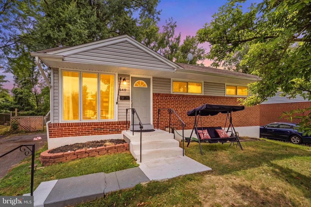 6419 COUNTRY CLUB COURT , LANDOVER, MD 20785