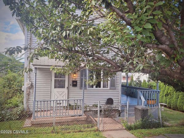 719 W SPRUCE Street, Shamokin, PA 17872