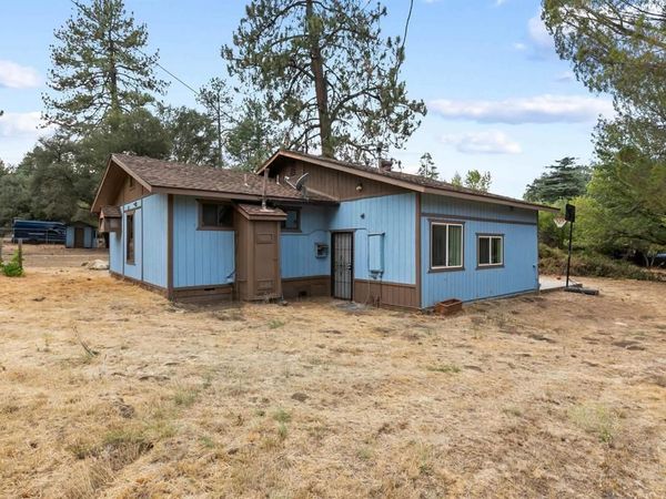 28930 Oak Lane, Pine Valley, CA 91962