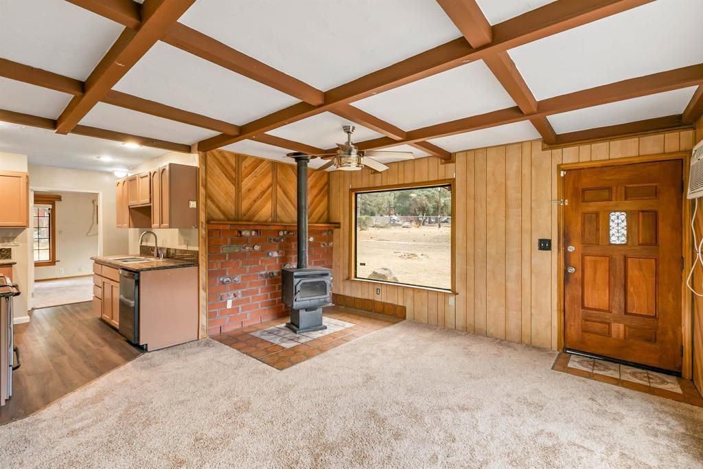 28930 Oak Lane, Pine Valley, CA 91962 Main Photo