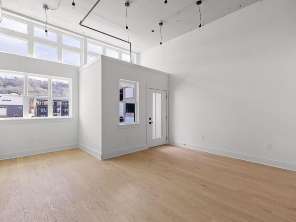 1800 S Watkins Street, Unit 32, Chattanooga, TN 37404