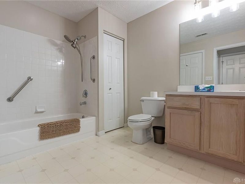 9663 Belfry Court, Centerville, OH 45458 Photo 18