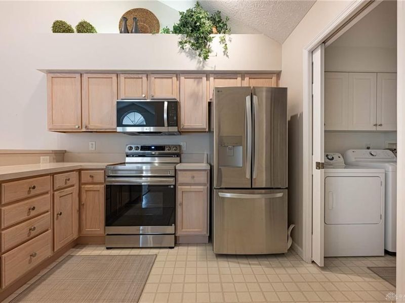 9663 Belfry Court, Centerville, OH 45458 Photo 9