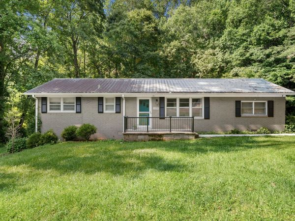 77 Kentucky Ave , Sewanee, TN 37375
