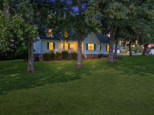 106 Tara Dr, Unionville, TN 37180