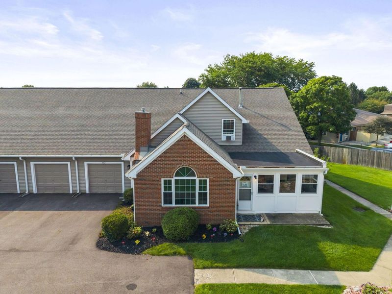 542 Brickstone Drive, Delaware, OH 43015 Photo 4