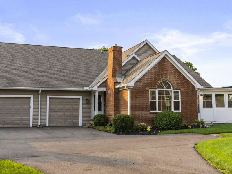 542 Brickstone Drive, Delaware, OH 43015 Photo 5