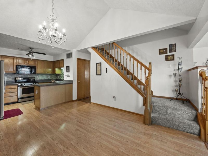 542 Brickstone Drive, Delaware, OH 43015 Photo 9