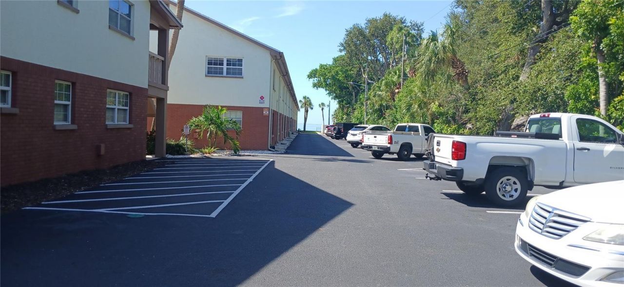 650 Pinellas Point Drive S, Unit 110, Saint Petersburg, FL 33705 Photo