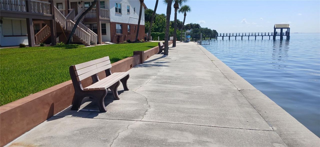 650 Pinellas Point Drive S, Unit 110, Saint Petersburg, FL 33705 Photo