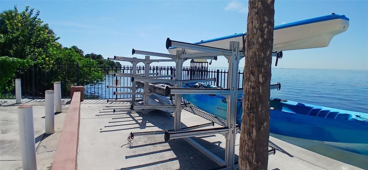 650 Pinellas Point Drive S, Unit 110, Saint Petersburg, FL 33705 Photo