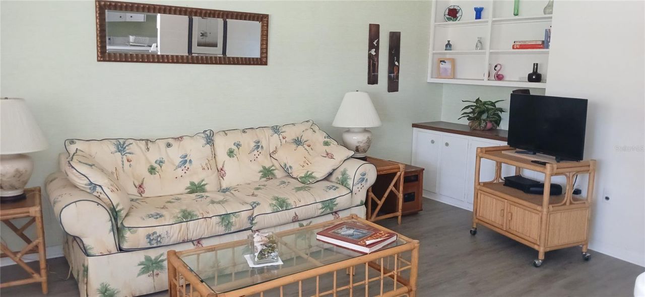 650 Pinellas Point Drive S, Unit 110, Saint Petersburg, FL 33705 Photo