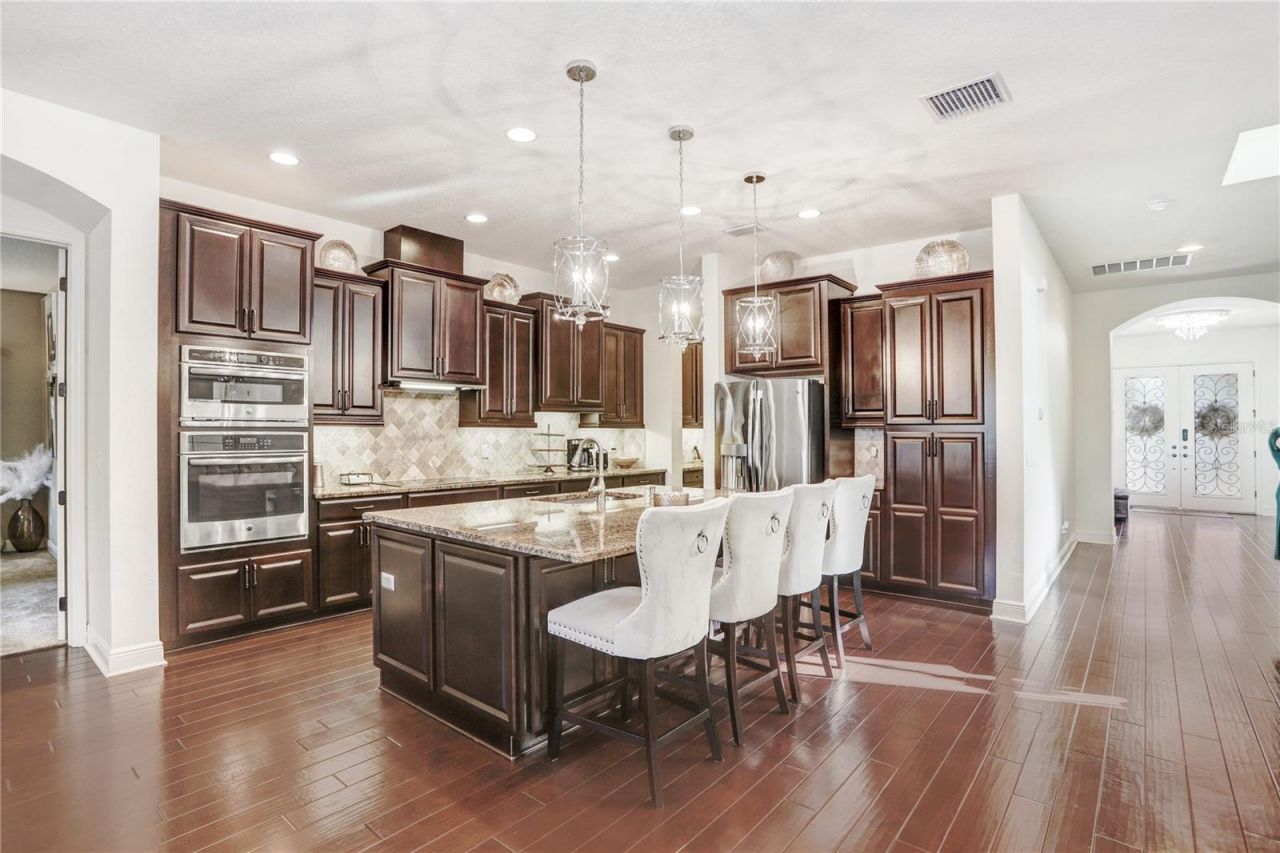 11009 Charmwood Drive , Riverview, FL 33569 Photo